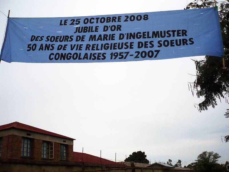 195 spandoek e ingang klooster Chem Chem.24.10.08.jpg